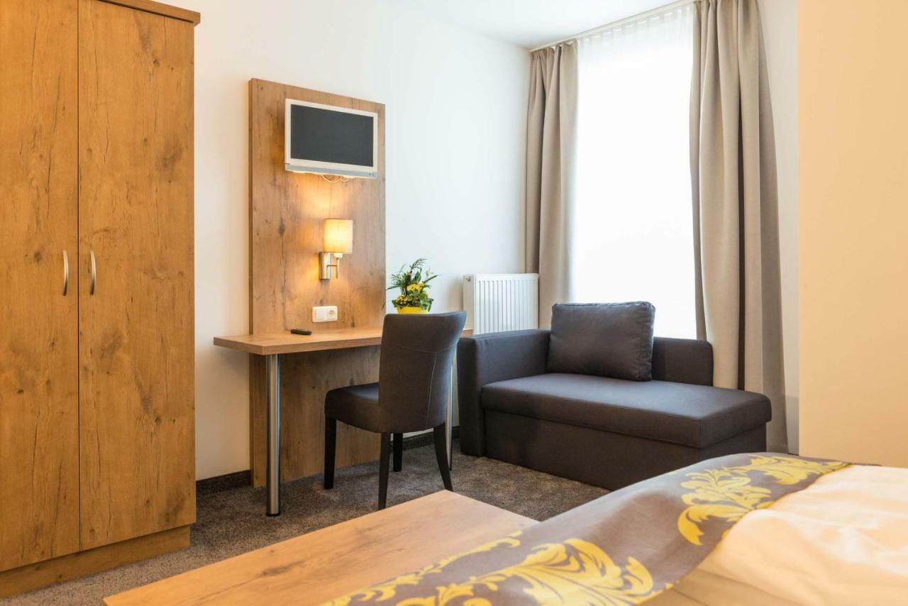 Hotel Haunstetter Hof Augsburg Ngoại thất bức ảnh
